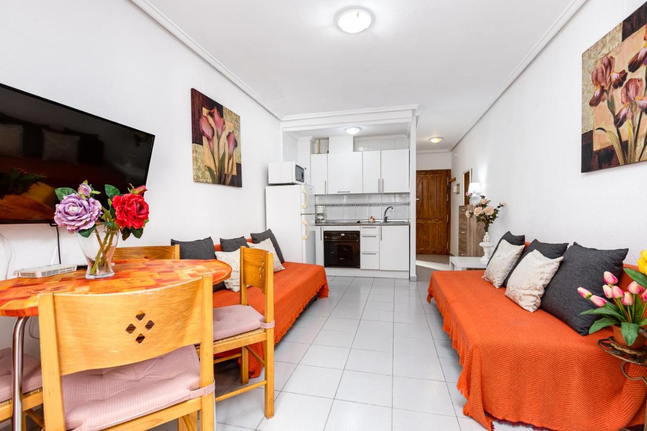 Apartment Studio Relax Almudena Torrevieja Exterior foto