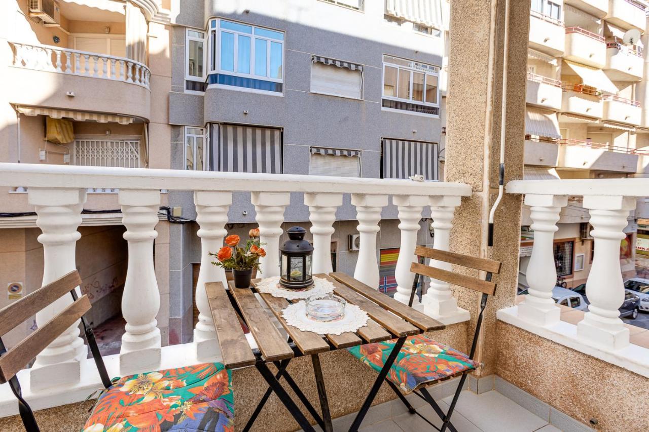 Apartment Studio Relax Almudena Torrevieja Exterior foto