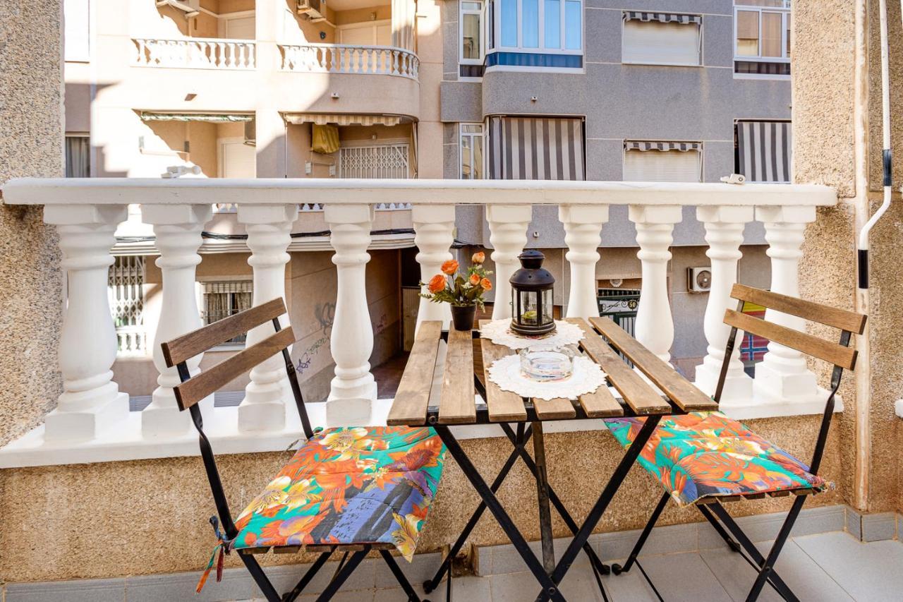 Apartment Studio Relax Almudena Torrevieja Exterior foto